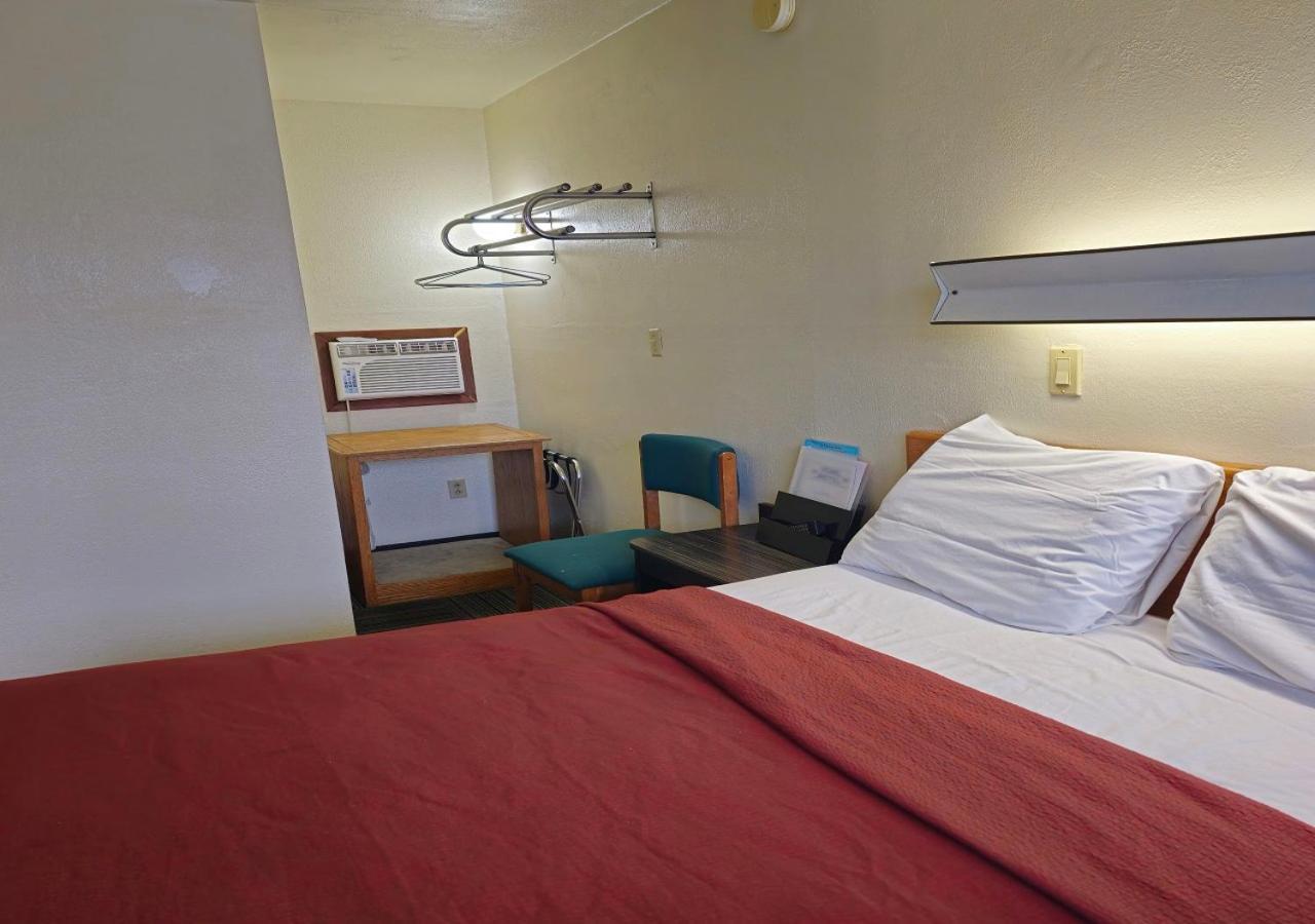 Home Motel Abbotsford Exterior photo